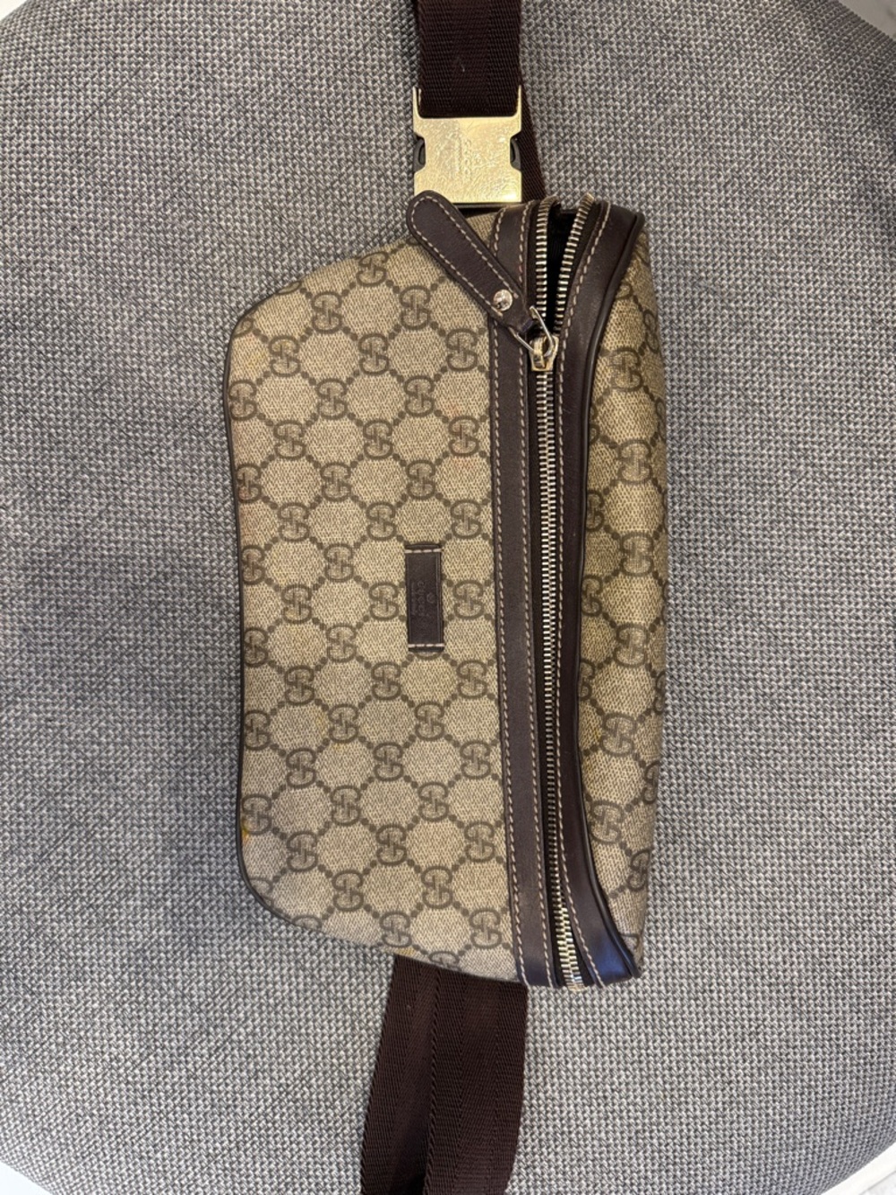 Gucci Supreme Beige/Brown Monogram Belt Bag